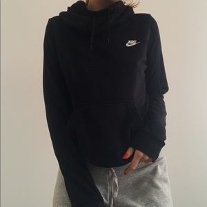 Nike black sweatshirt